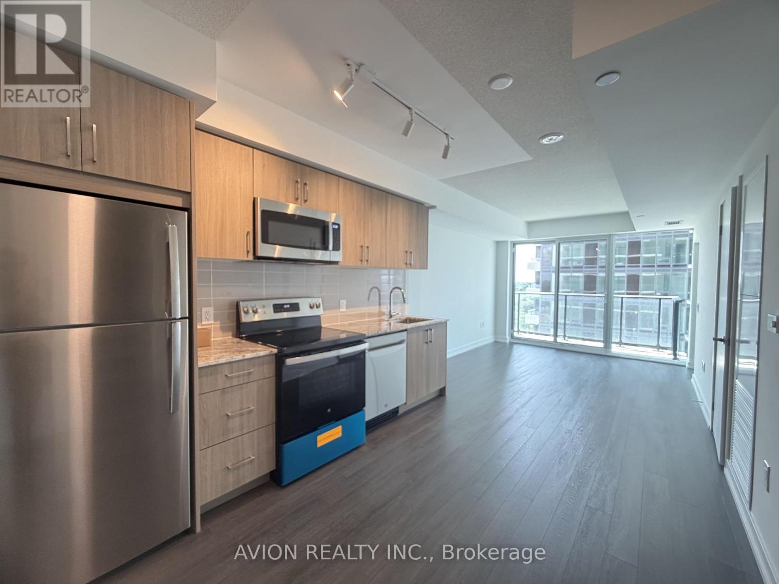 1316 - 4010 Eglinton Avenue W, Toronto, Ontario  M9A 0G5 - Photo 2 - W13677196