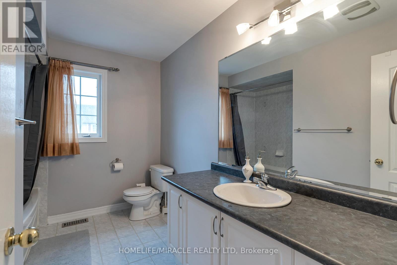 9 Peridot Road, Brampton, Ontario  L6P 0Z6 - Photo 38 - W13677224