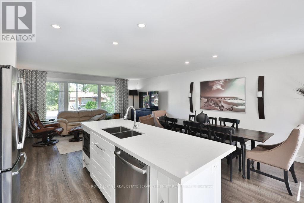 1404 Lewisham Drive, Mississauga, Ontario  L5J 3R3 - Photo 19 - W13677242