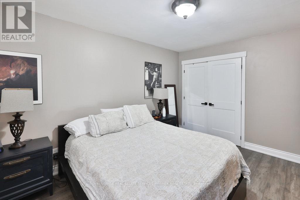 1404 Lewisham Drive, Mississauga, Ontario  L5J 3R3 - Photo 23 - W13677242