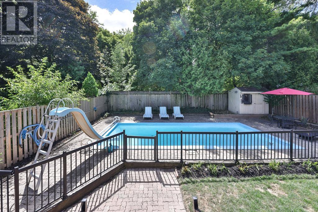 1404 Lewisham Drive, Mississauga, Ontario  L5J 3R3 - Photo 35 - W13677242