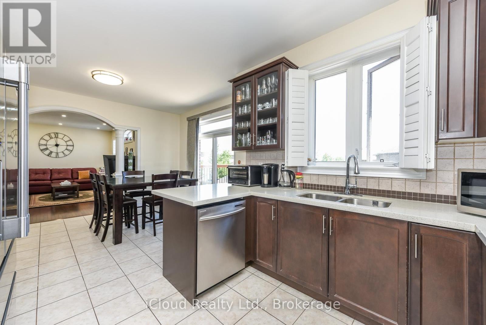 7 Merrittonia Street, Brampton, Ontario  L6X 0Y9 - Photo 22 - W13677266