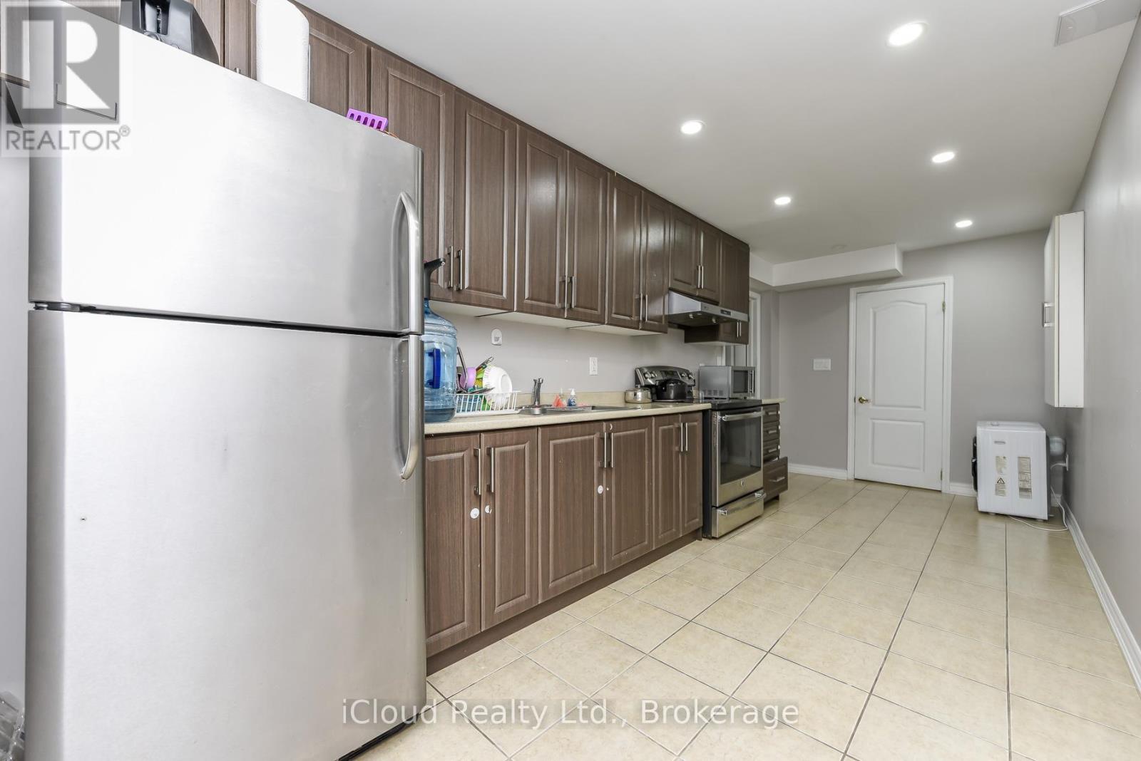 7 Merrittonia Street, Brampton, Ontario  L6X 0Y9 - Photo 39 - W13677266