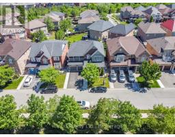 7 MERRITTONIA STREET, Brampton, Ontario