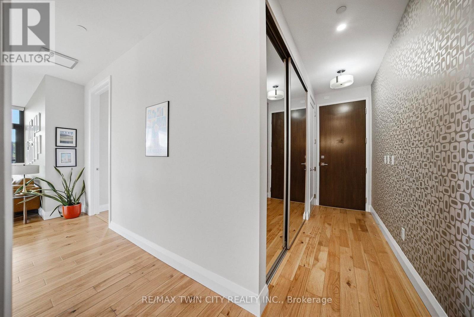 503 - 101 Locke Street S, Hamilton, Ontario L8P 4A6 - Photo 5 - X13677236