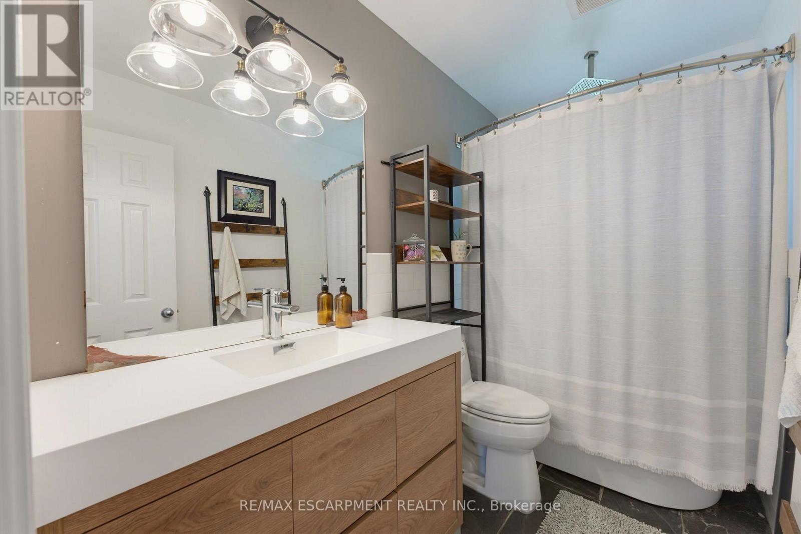 200 Lynden Road, Hamilton, Ontario  L0R 1T0 - Photo 17 - X13677260