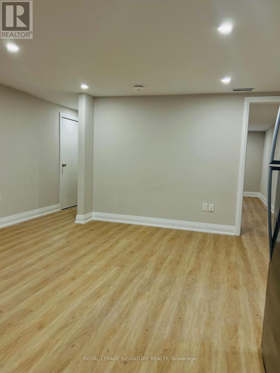 Bsmt - 49 Edinburgh Road, Kitchener, Ontario  N2B 1M4 - Photo 9 - X13673566