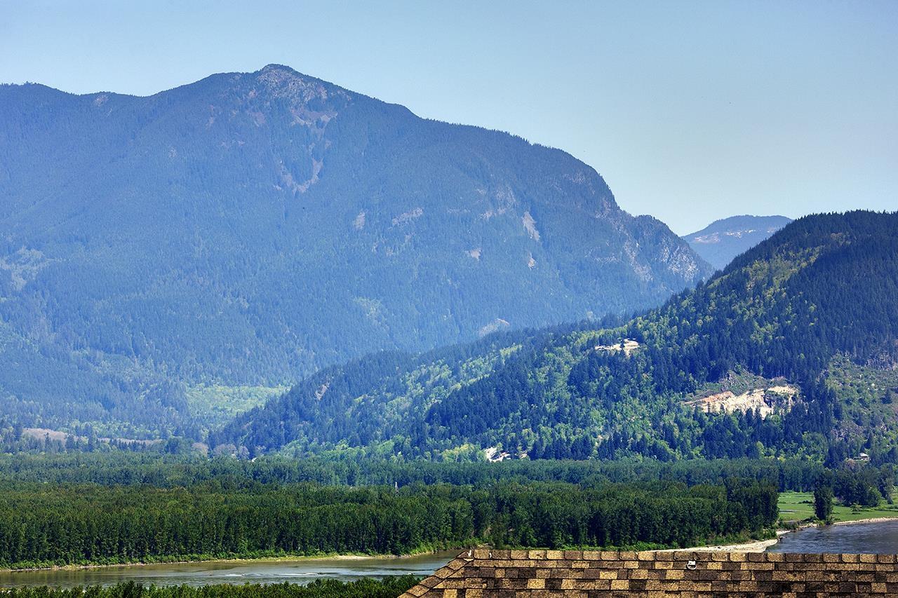 37 43540 ALAMEDA DRIVE|Chilliwack Mountain Chilliwack British Columbia Canada V2R0J9 5