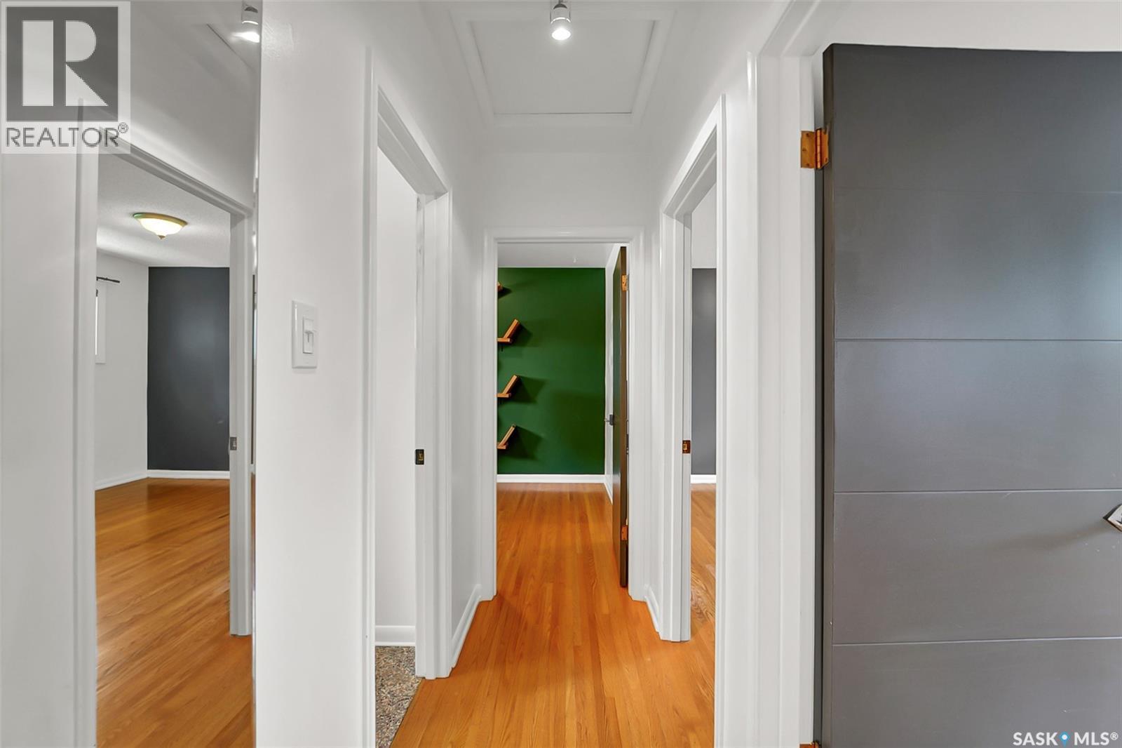826 W Avenue N, Saskatoon, Saskatchewan  S7L 3H4 - Photo 13 - SK045638