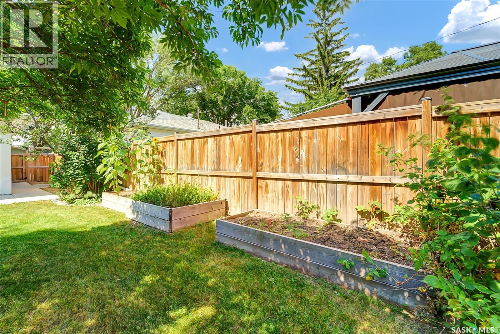 826 W Avenue N, Saskatoon, Saskatchewan  S7L 3H4 - Photo 49 - SK045638