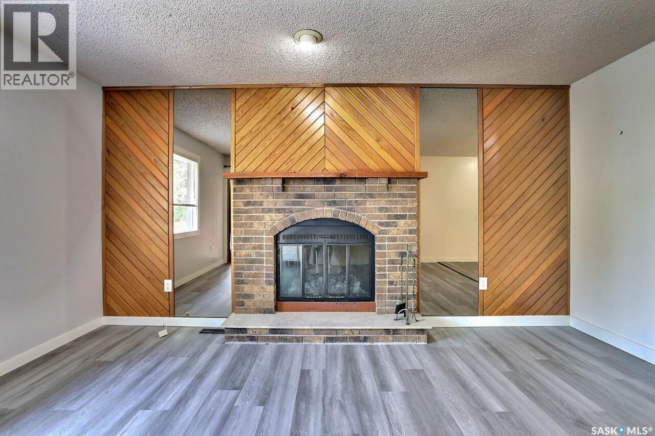 122 Edenwold Crescent, Regina, Saskatchewan  S4R 8A3 - Photo 10 - SK045599