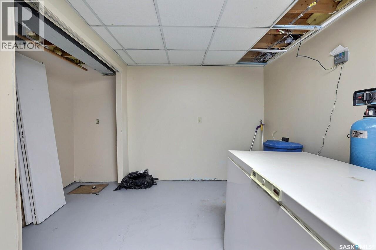 122 Edenwold Crescent, Regina, Saskatchewan  S4R 8A3 - Photo 27 - SK045599