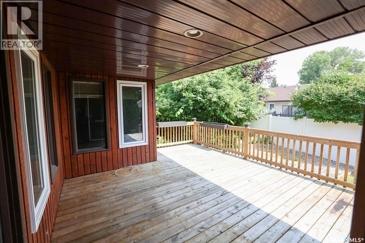 122 Edenwold Crescent, Regina, Saskatchewan  S4R 8A3 - Photo 35 - SK045599