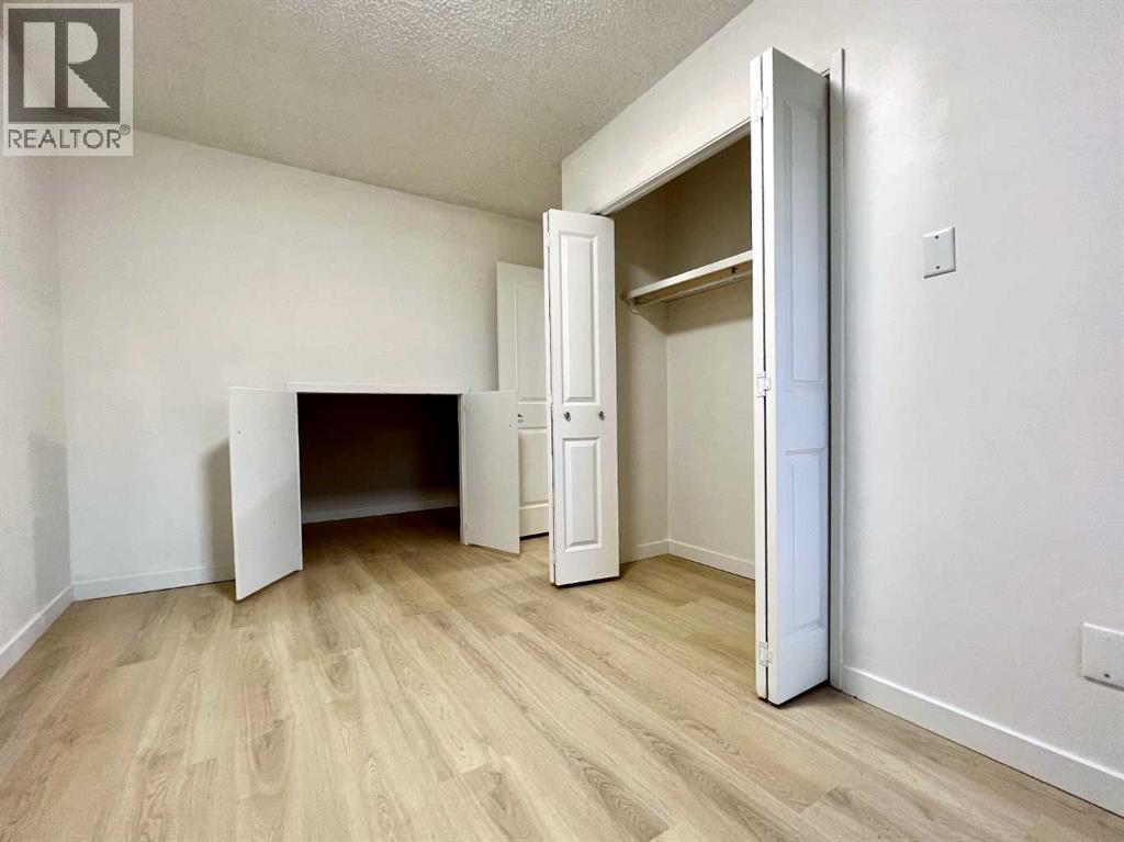 58 Canterbury Gardens Sw, Calgary, Alberta  T2W 2S9 - Photo 26 - A2335232