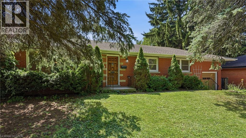 524 DORVAL Drive, Ancaster, Ontario