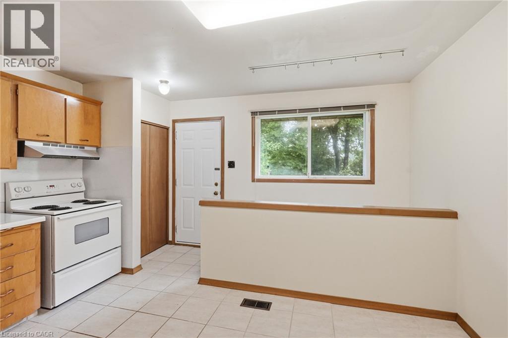 44 Mcdonald Court, Waterdown, Ontario  L9H 7C4 - Photo 10 - 40852329