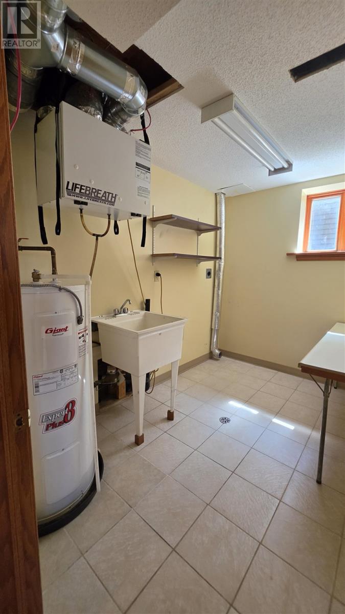 53 Robin St, Sault Ste. Marie, Ontario  P6A 5Y4 - Photo 35 - SM262170