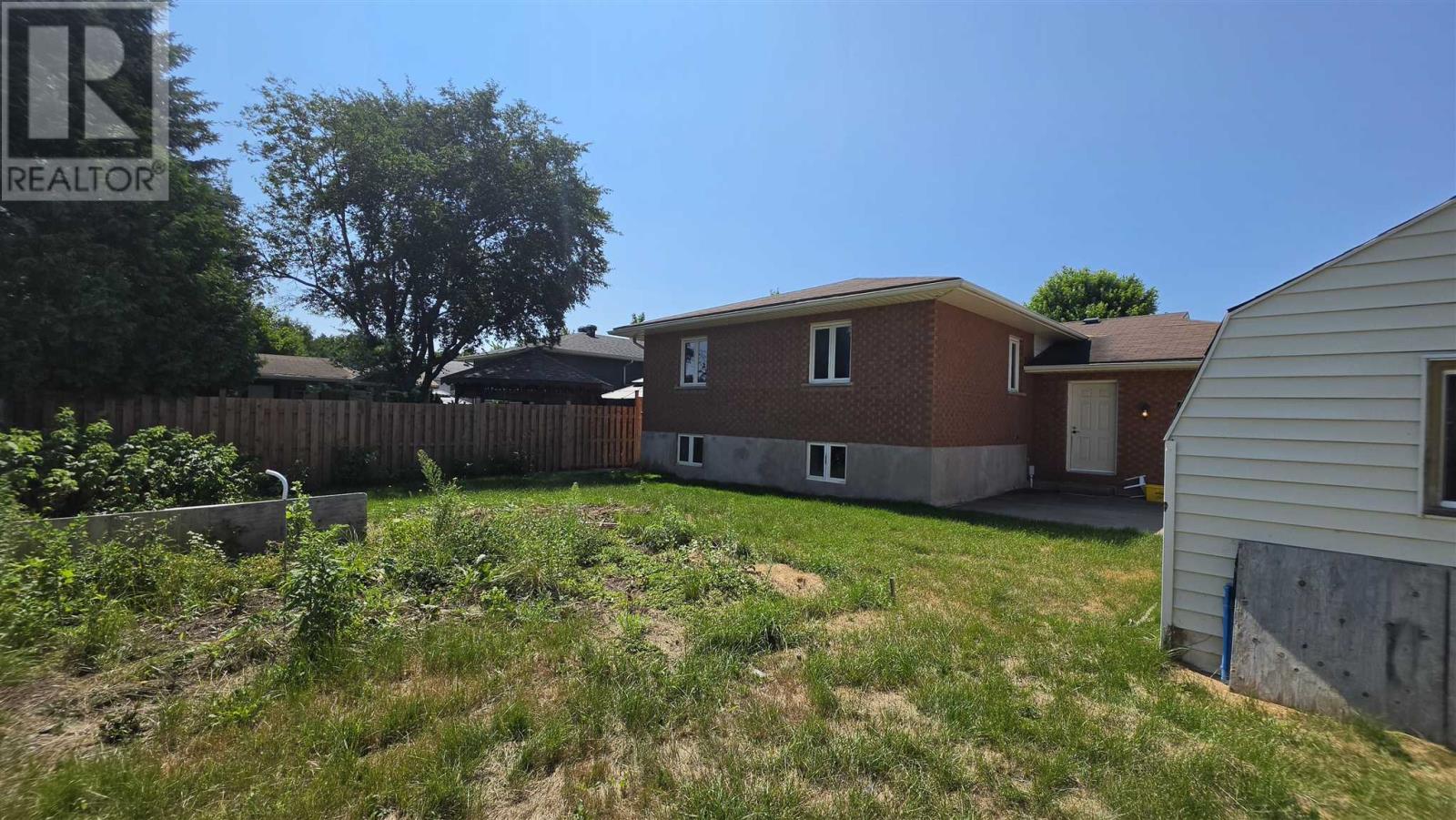 53 Robin St, Sault Ste. Marie, Ontario  P6A 5Y4 - Photo 43 - SM262170