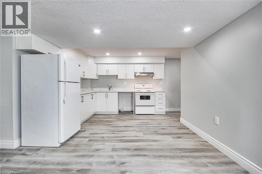 110 Commonwealth Street Unit# Basement, Kitchener, Ontario  N2E 4K8 - Photo 4 - 40854790