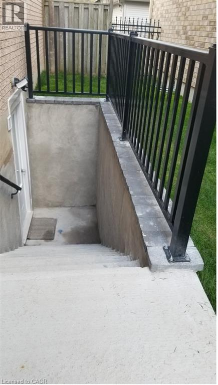 18 Hawkswood Drive Unit# Basement, Kitchener, Ontario  N2K 4J6 - Photo 2 - 40855790