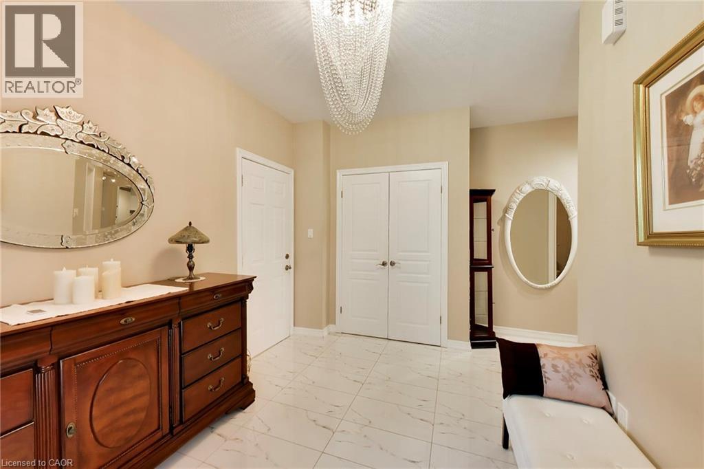 484 Millen Road Unit# 7, Stoney Creek, Ontario  L8E 6G4 - Photo 6 - 40855936