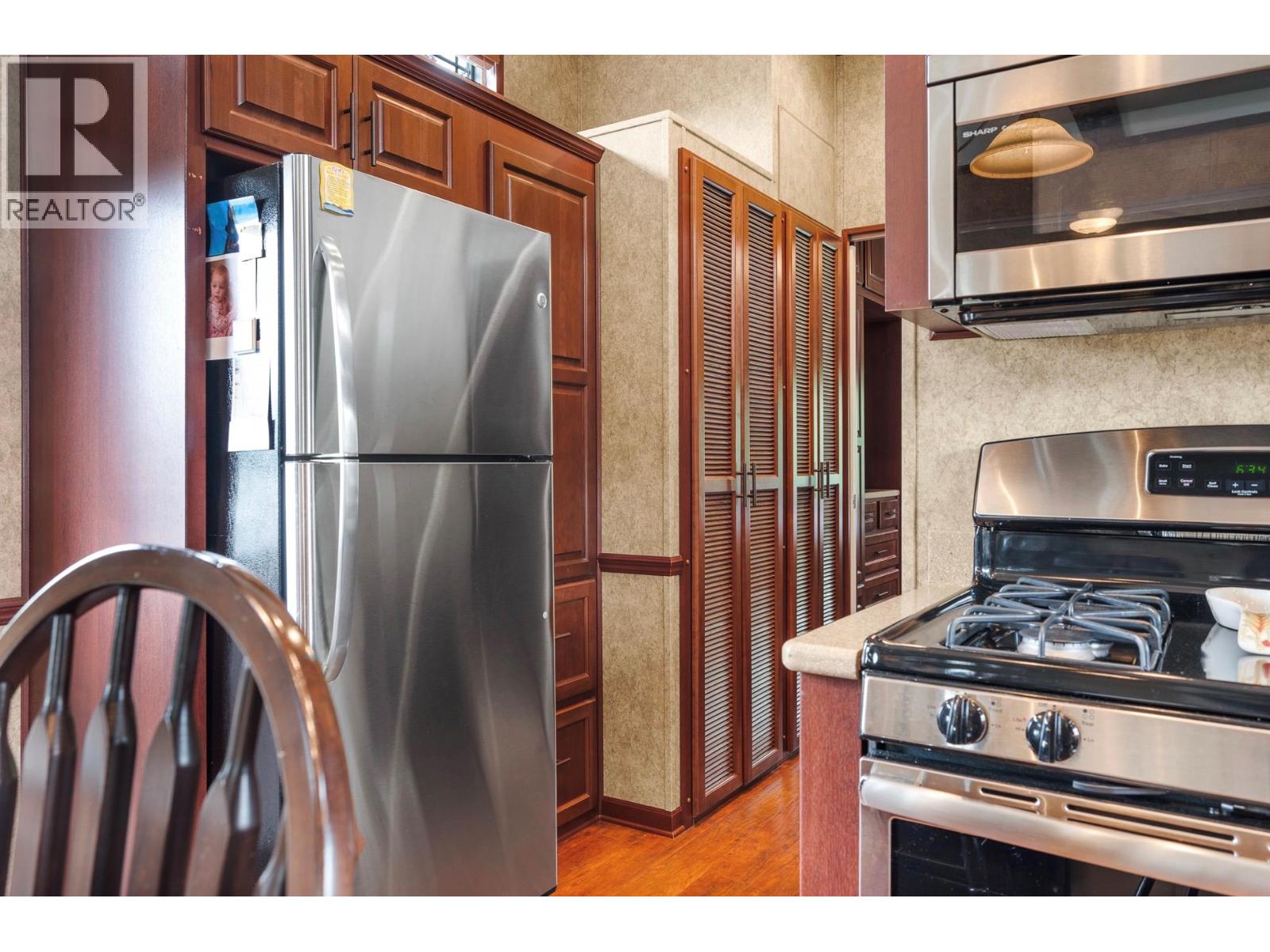 8000 Highland Road Unit# 172, Vernon, British Columbia  V1B 3W5 - Photo 6 - 10372175