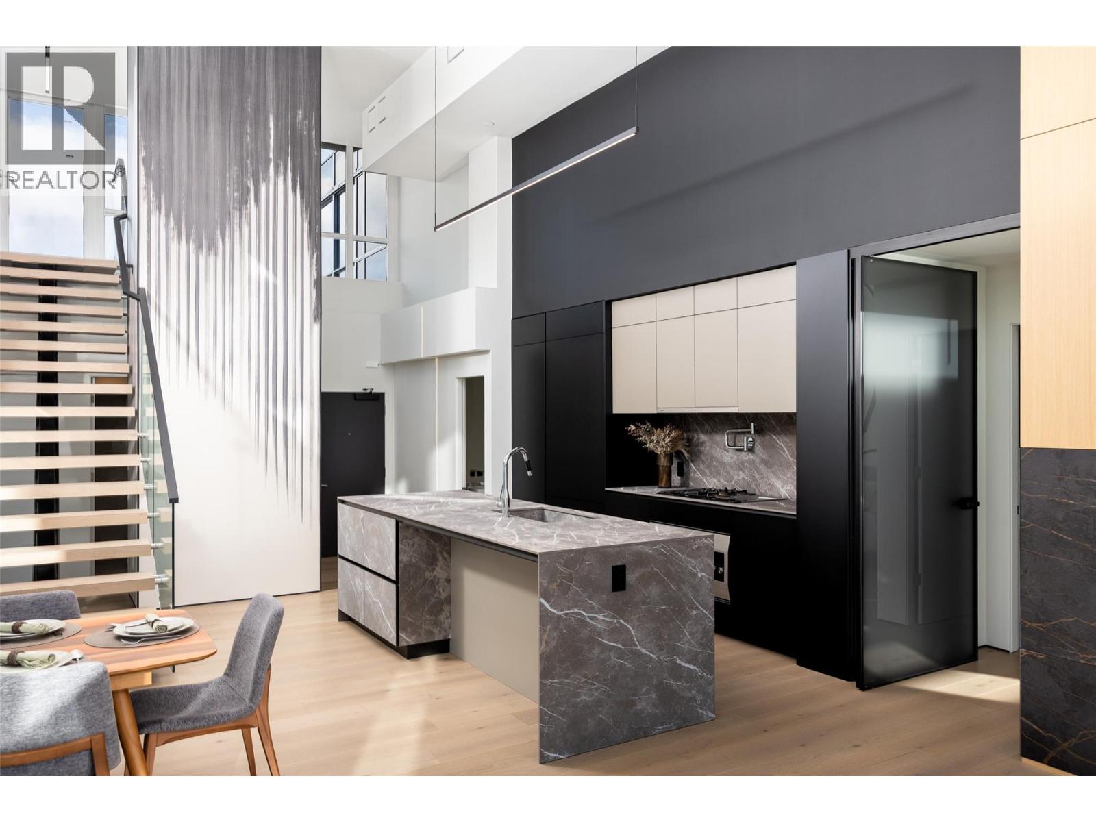 1075 Sunset Drive Unit# Ph1, Kelowna, British Columbia  V1Y 9Y9 - Photo 10 - 10382866