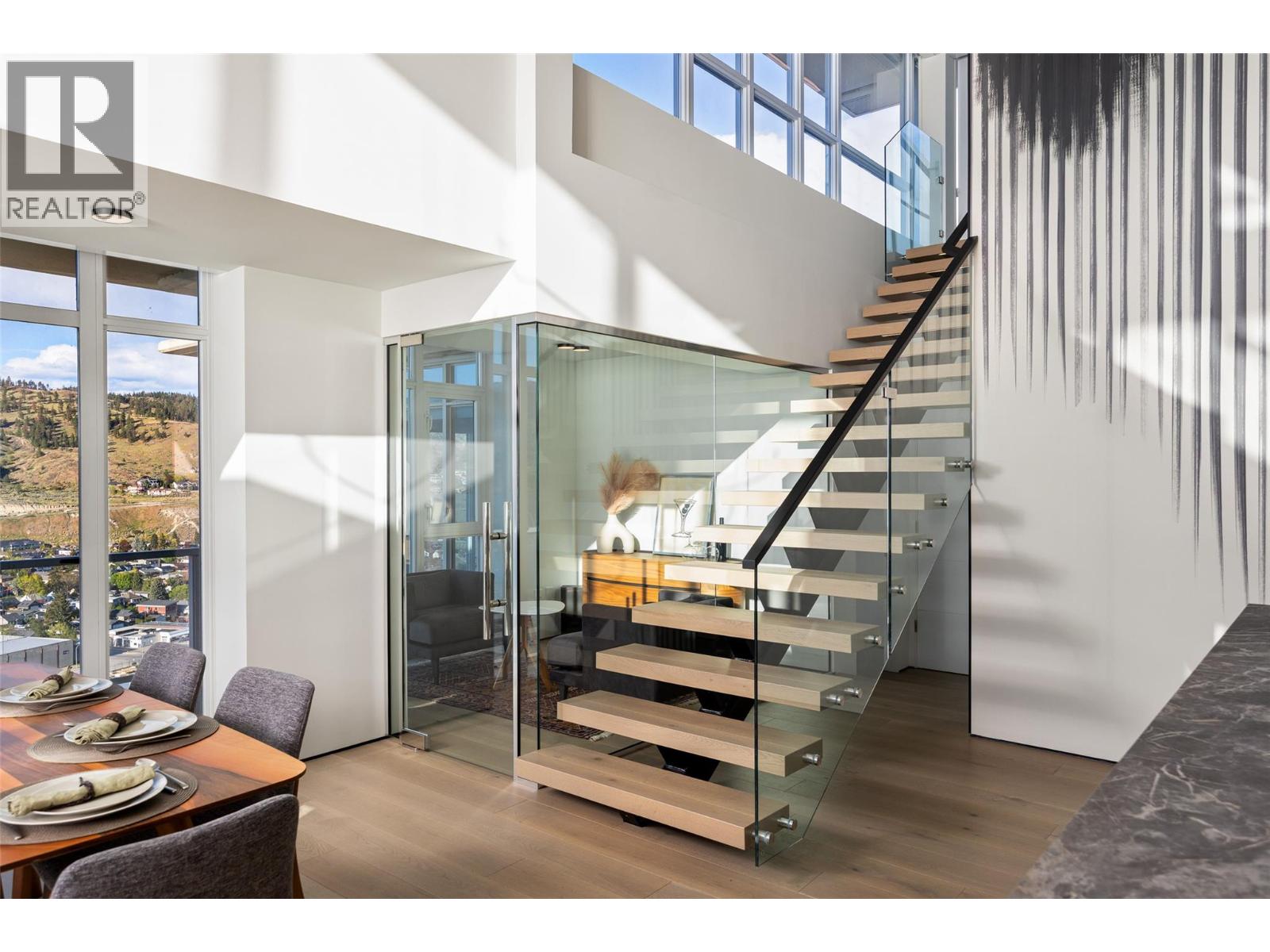 1075 Sunset Drive Unit# Ph1, Kelowna, British Columbia  V1Y 9Y9 - Photo 48 - 10382866