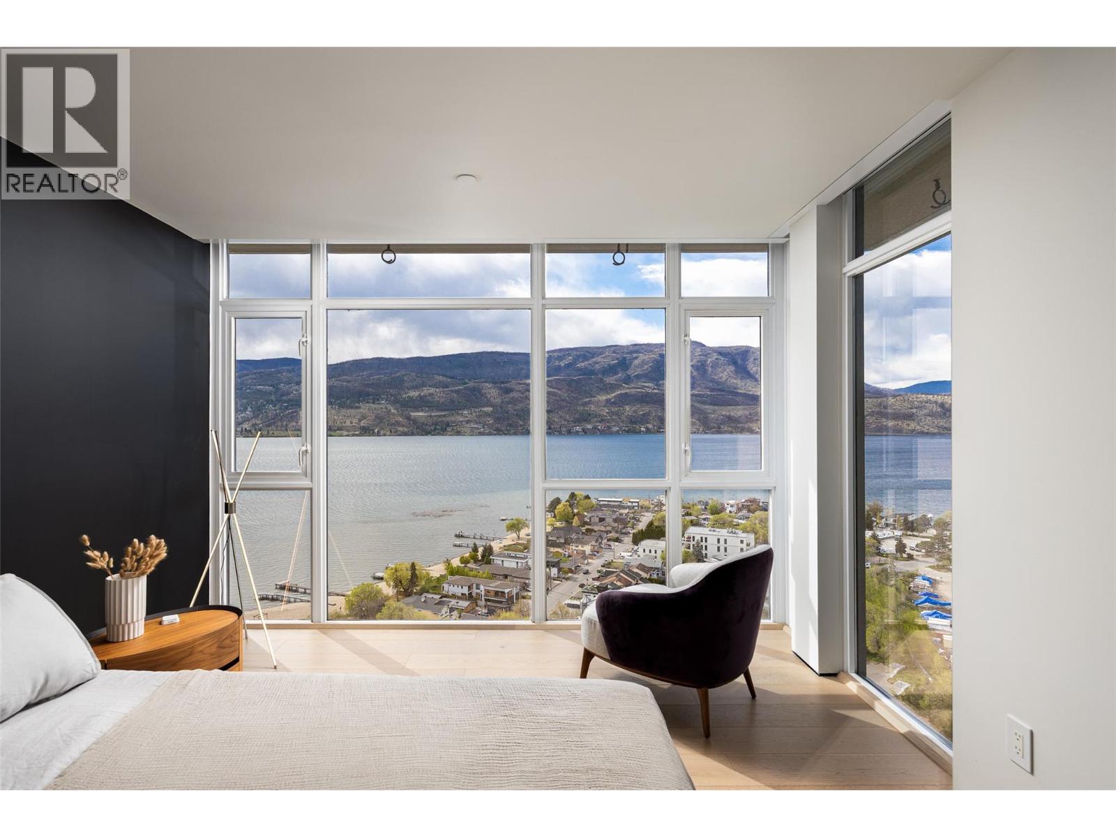 1075 Sunset Drive Unit# Ph1, Kelowna, British Columbia  V1Y 9Y9 - Photo 33 - 10382866