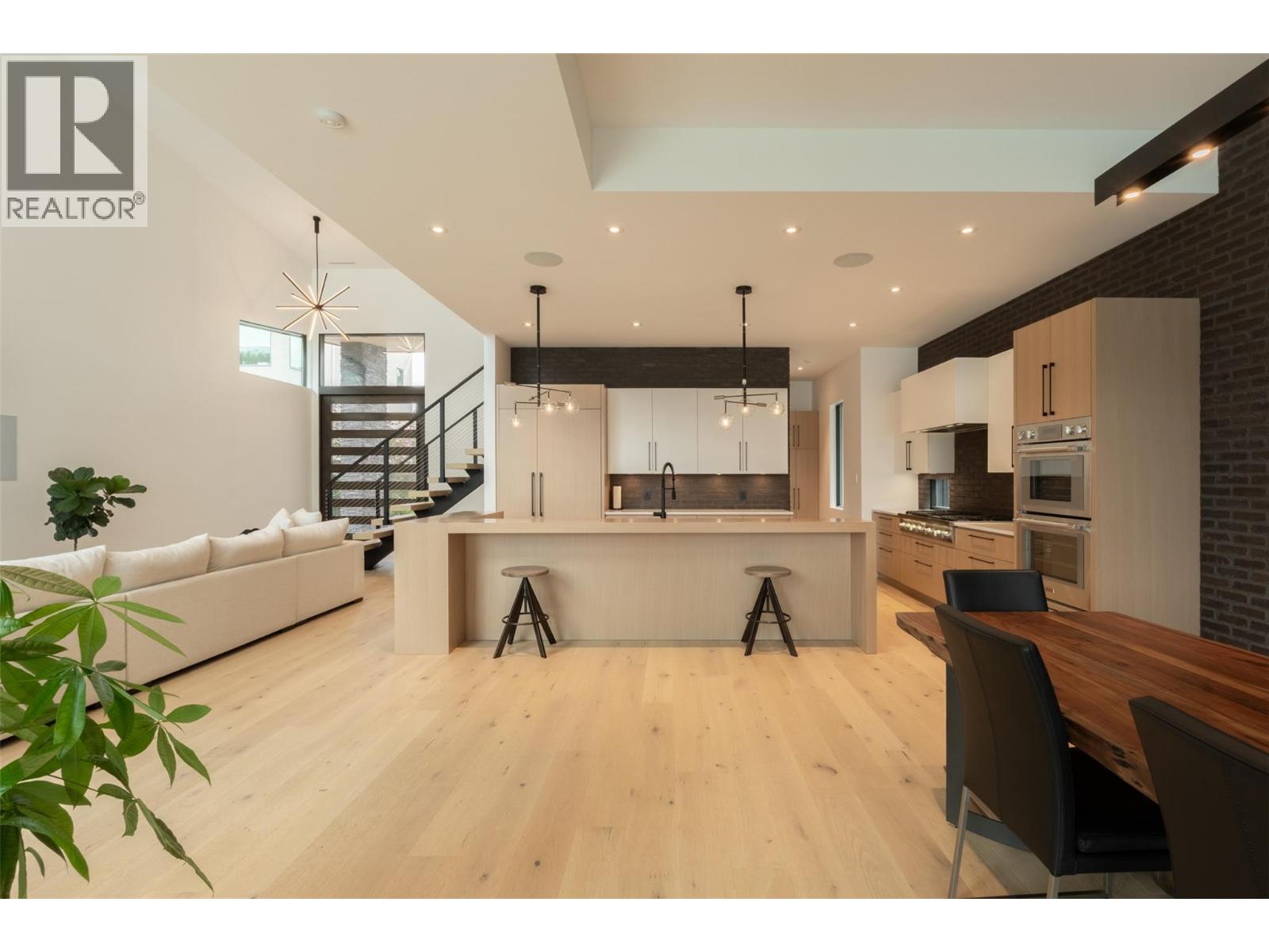 2764 Abbott Street, Kelowna, British Columbia  V1Y 1G4 - Photo 14 - 10389782