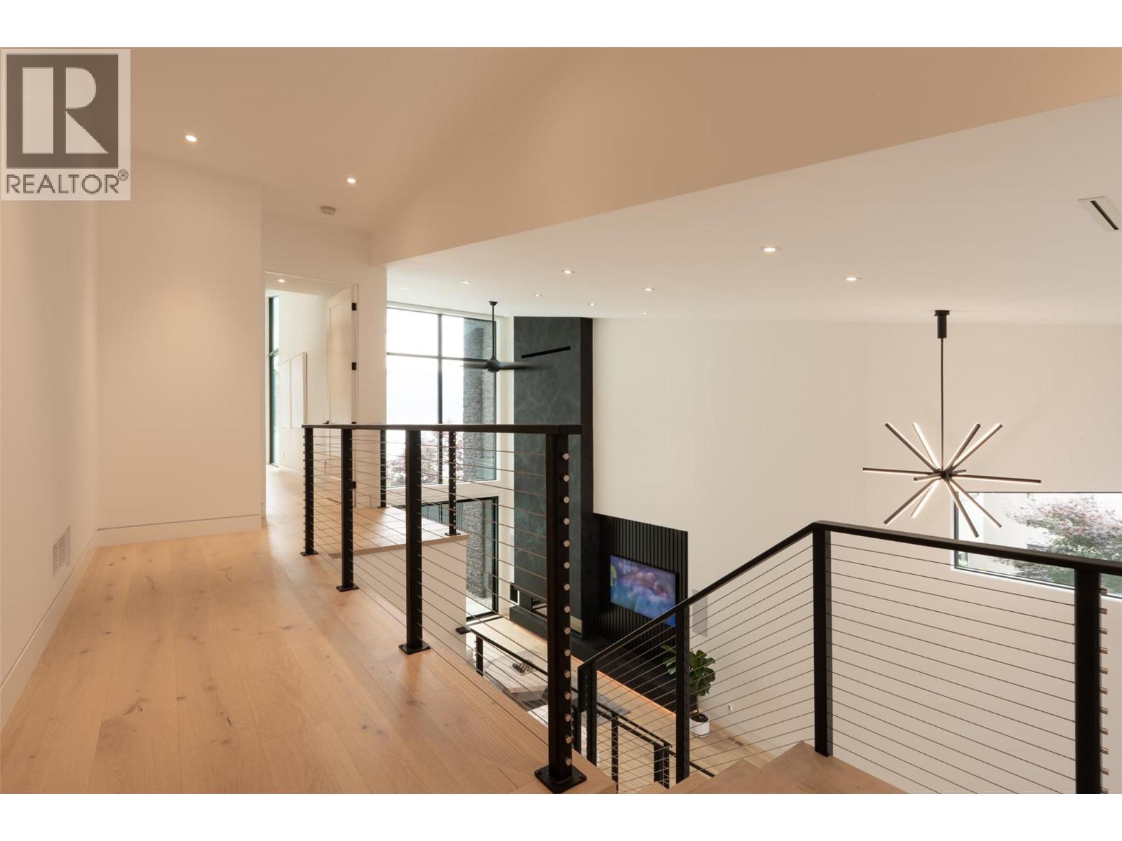 2764 Abbott Street, Kelowna, British Columbia  V1Y 1G4 - Photo 29 - 10389782