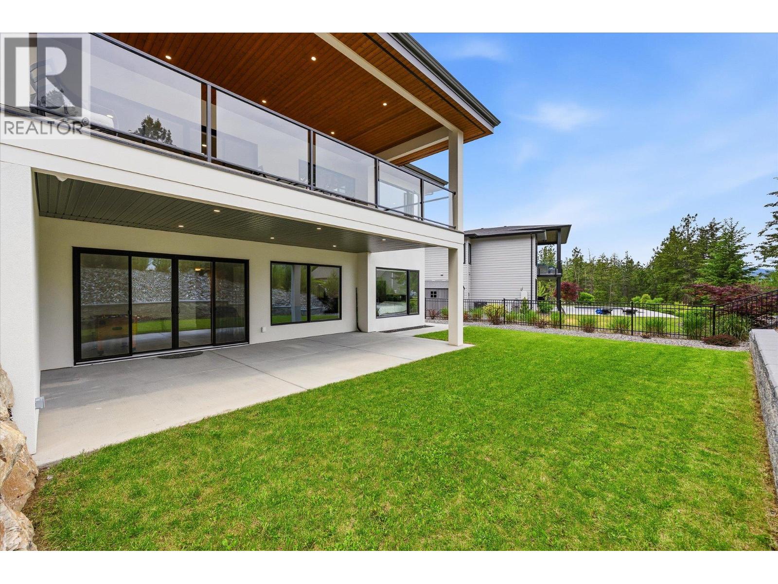 10285 Beacon Hill Drive, Lake Country, British Columbia  V4V 0A9 - Photo 39 - 10389055