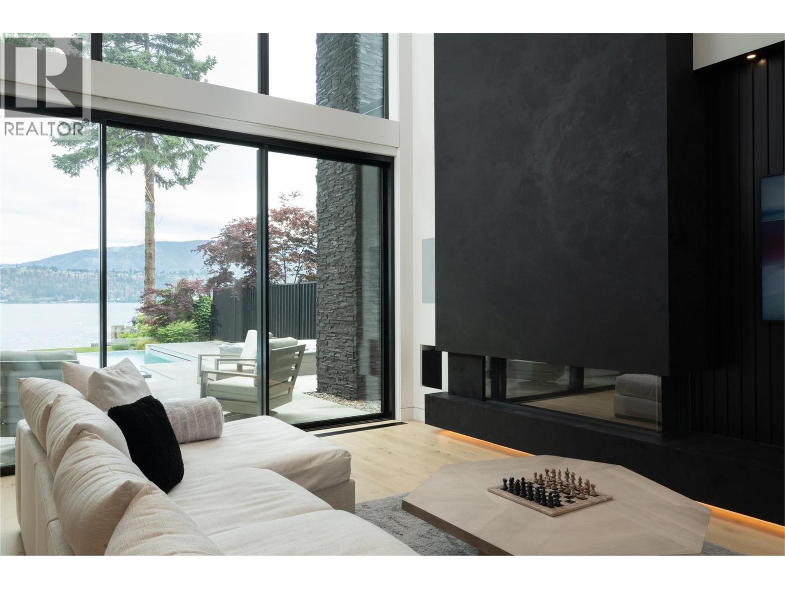 2764 Abbott Street, Kelowna, British Columbia  V1Y 1G4 - Photo 11 - 10389782