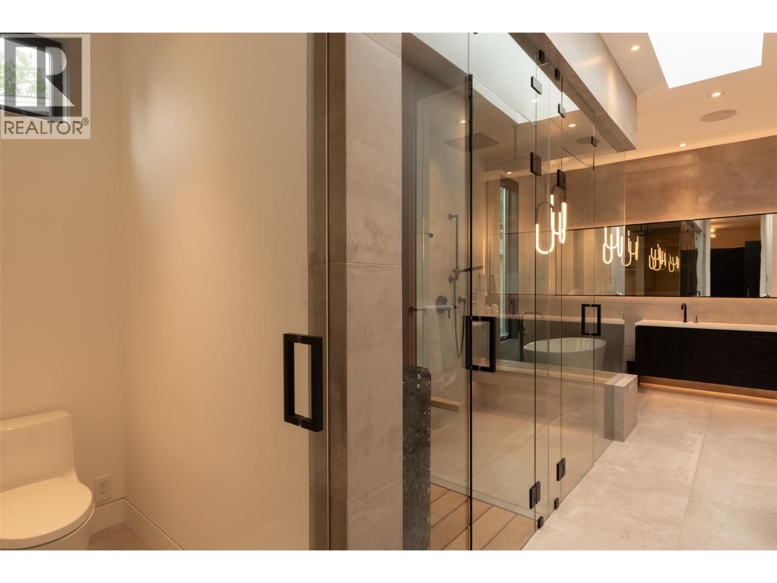 2764 Abbott Street, Kelowna, British Columbia  V1Y 1G4 - Photo 41 - 10389782