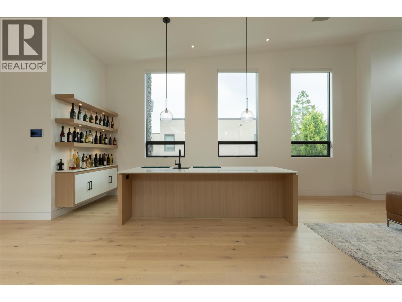 2764 Abbott Street, Kelowna, British Columbia  V1Y 1G4 - Photo 44 - 10389782