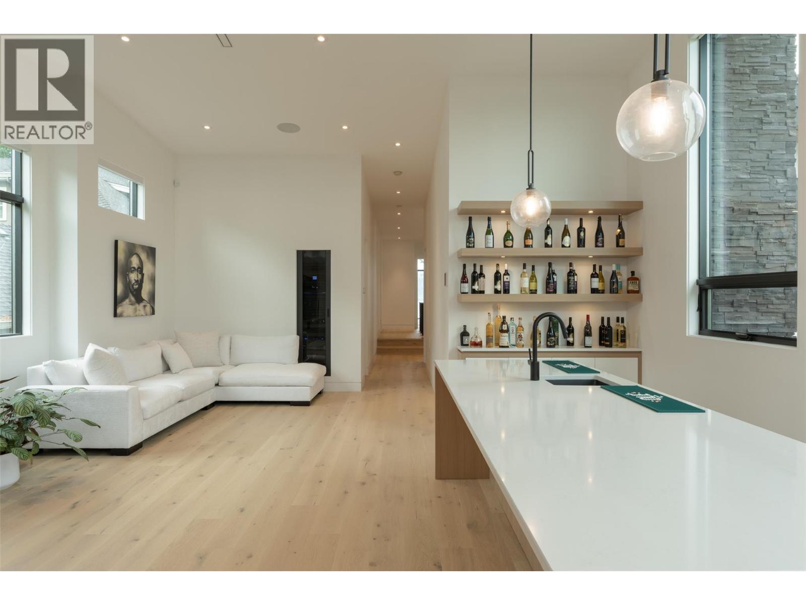 2764 Abbott Street, Kelowna, British Columbia  V1Y 1G4 - Photo 46 - 10389782
