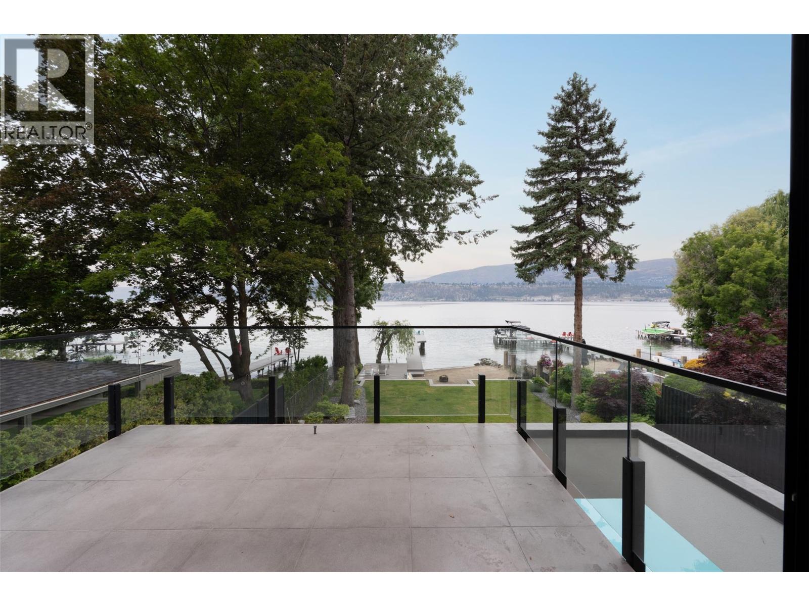 2764 Abbott Street, Kelowna, British Columbia  V1Y 1G4 - Photo 33 - 10389782