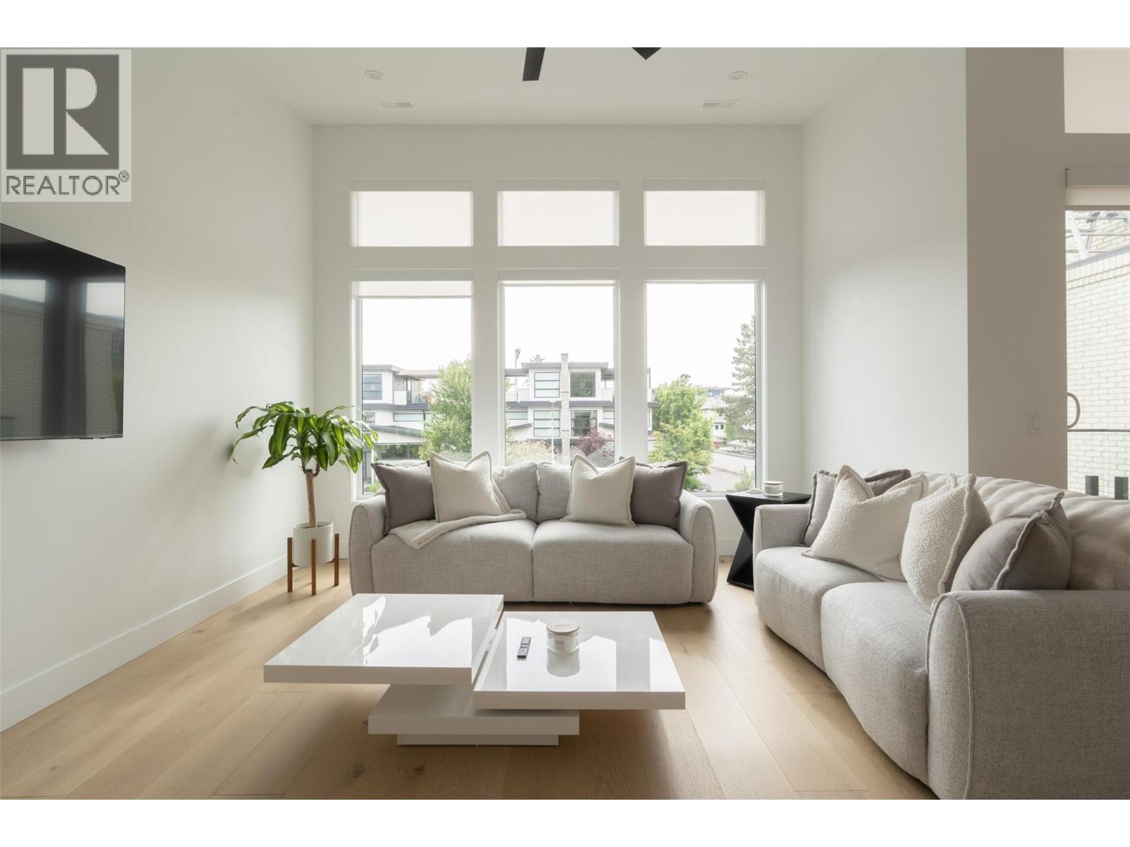 2764 Abbott Street, Kelowna, British Columbia  V1Y 1G4 - Photo 82 - 10389782