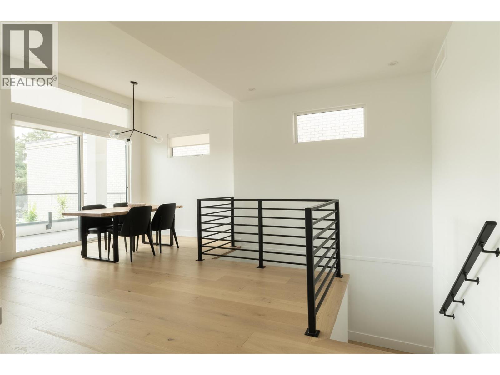 2764 Abbott Street, Kelowna, British Columbia  V1Y 1G4 - Photo 81 - 10389782