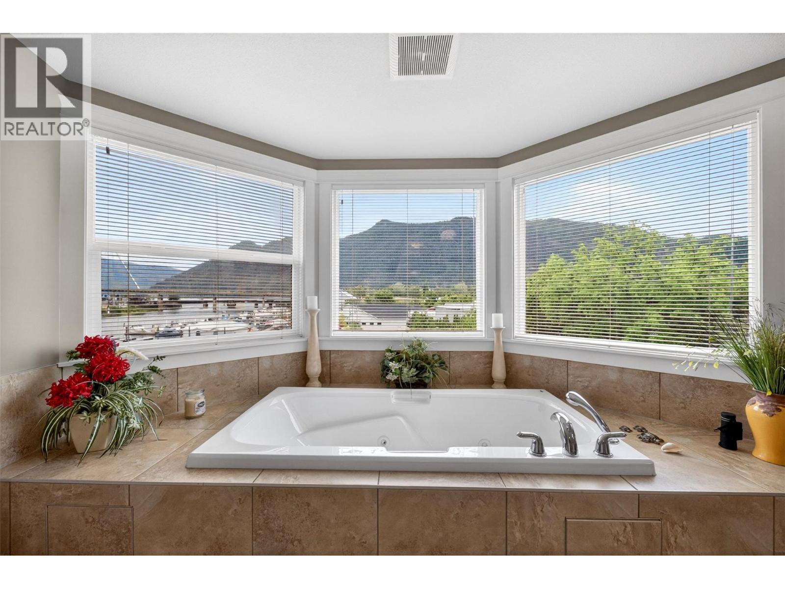 1130 Riverside Avenue Unit# 13, Sicamous, British Columbia  V0E 2V1 - Photo 32 - 10390145