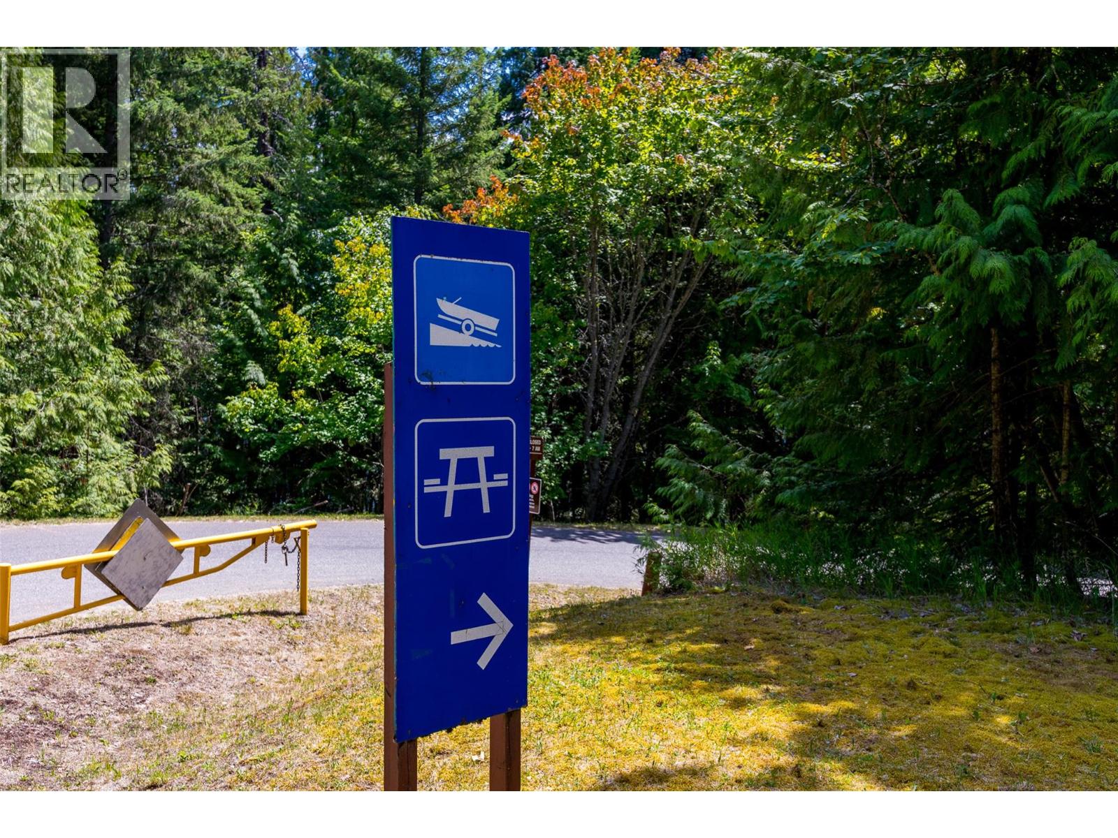 4990 Sunnybrae-Canoe Point Road Unit# 4, Tappen, British Columbia  V0E 2X1 - Photo 35 - 10393530