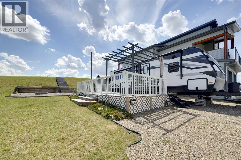 6116, 25054 South Pine Lake Road, Rural Red Deer County, Alberta  T0M 1R0 - Photo 1 - A2300375