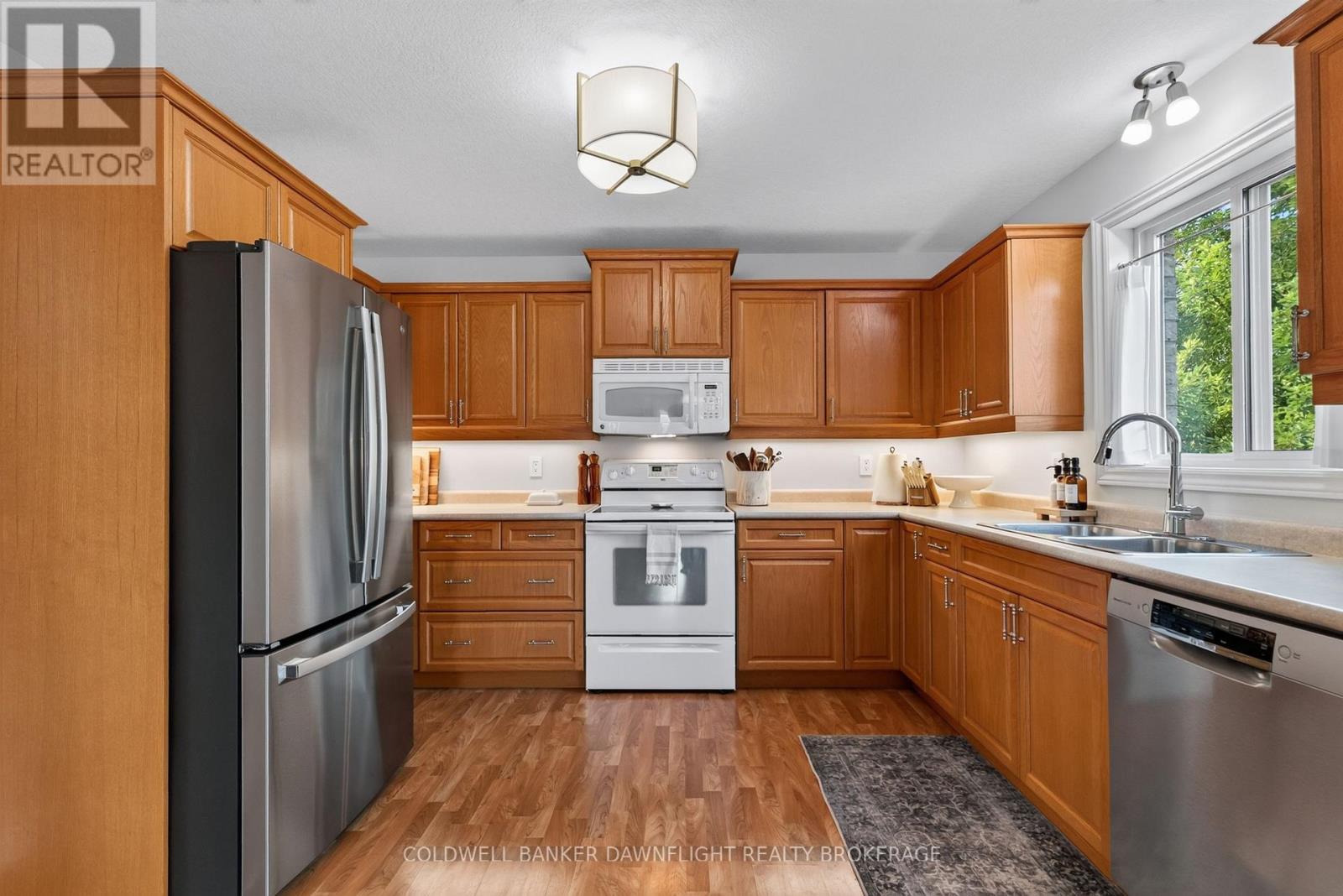 7 Finch Street, North Middlesex, Ontario  N0M 1A0 - Photo 12 - X13677318