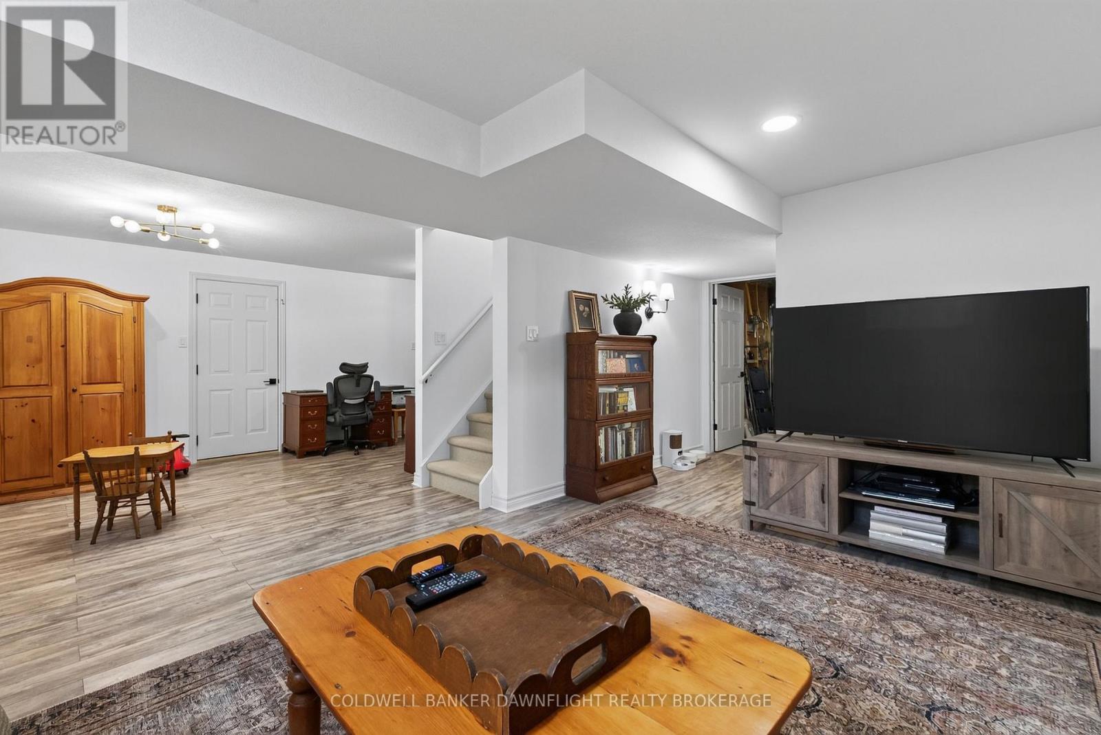7 Finch Street, North Middlesex, Ontario  N0M 1A0 - Photo 30 - X13677318