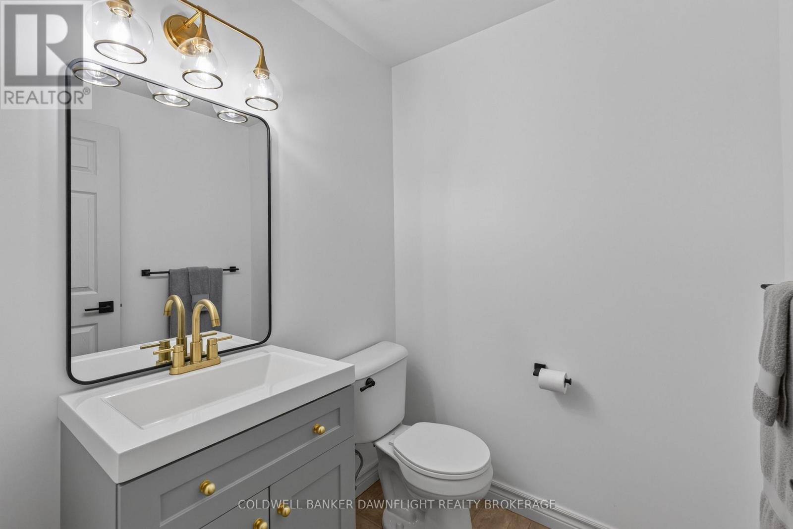 7 Finch Street, North Middlesex, Ontario  N0M 1A0 - Photo 32 - X13677318