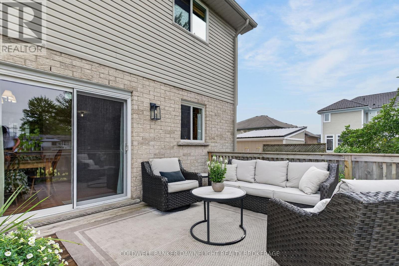 7 Finch Street, North Middlesex, Ontario  N0M 1A0 - Photo 37 - X13677318