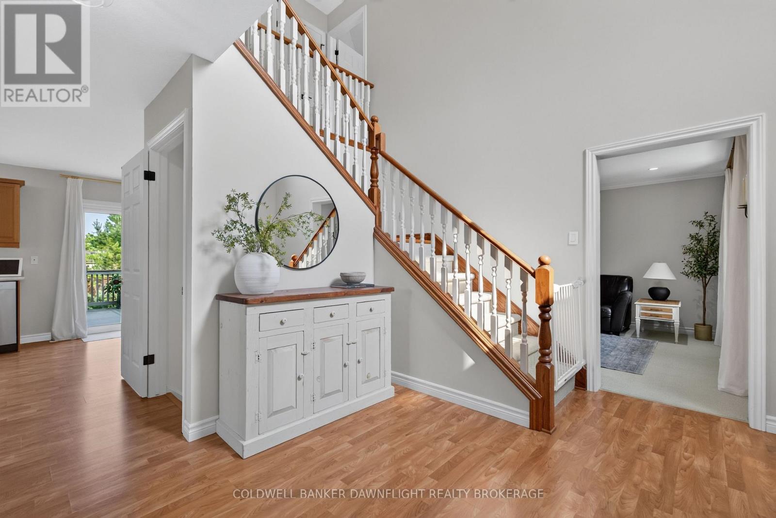 7 Finch Street, North Middlesex, Ontario  N0M 1A0 - Photo 4 - X13677318