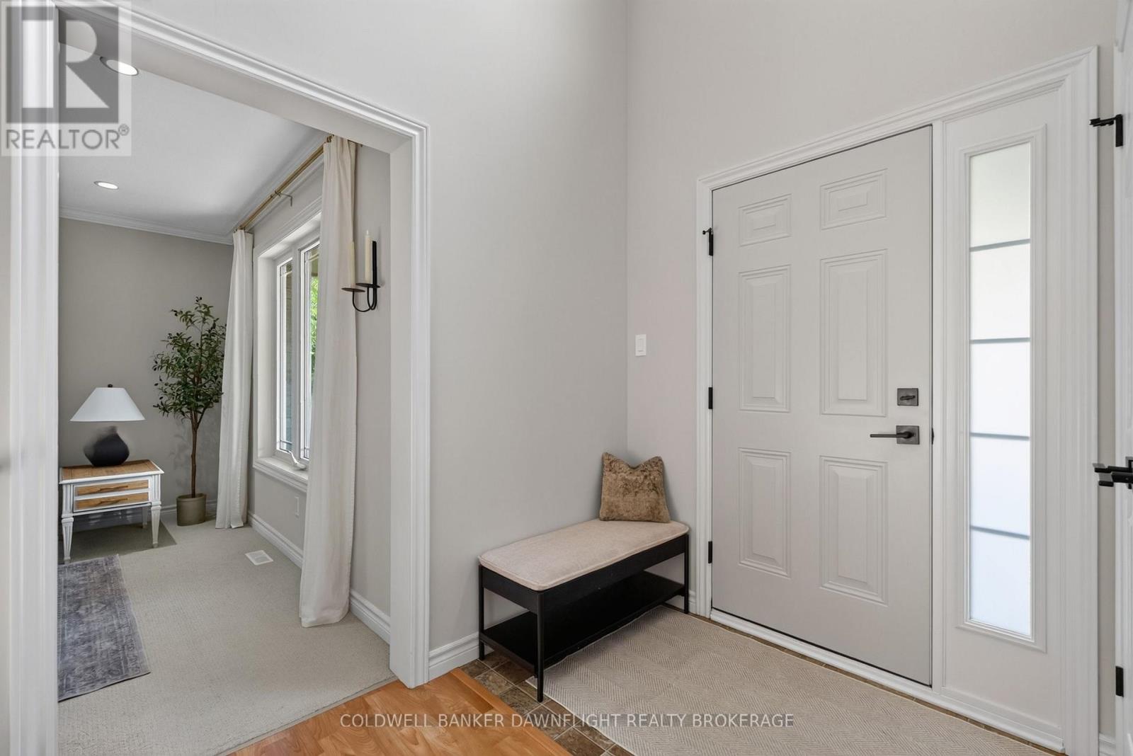 7 Finch Street, North Middlesex, Ontario  N0M 1A0 - Photo 5 - X13677318