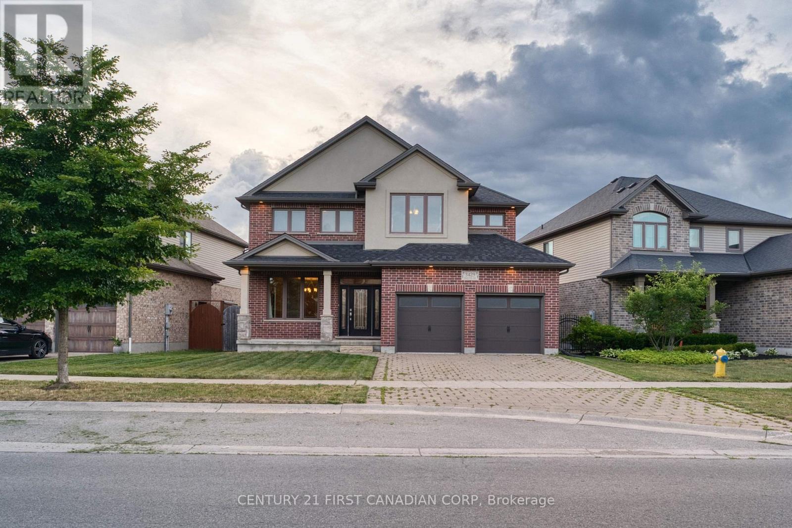 3429 Singleton Avenue, London South, Ontario  N6L 0C5 - Photo 1 - X13677414
