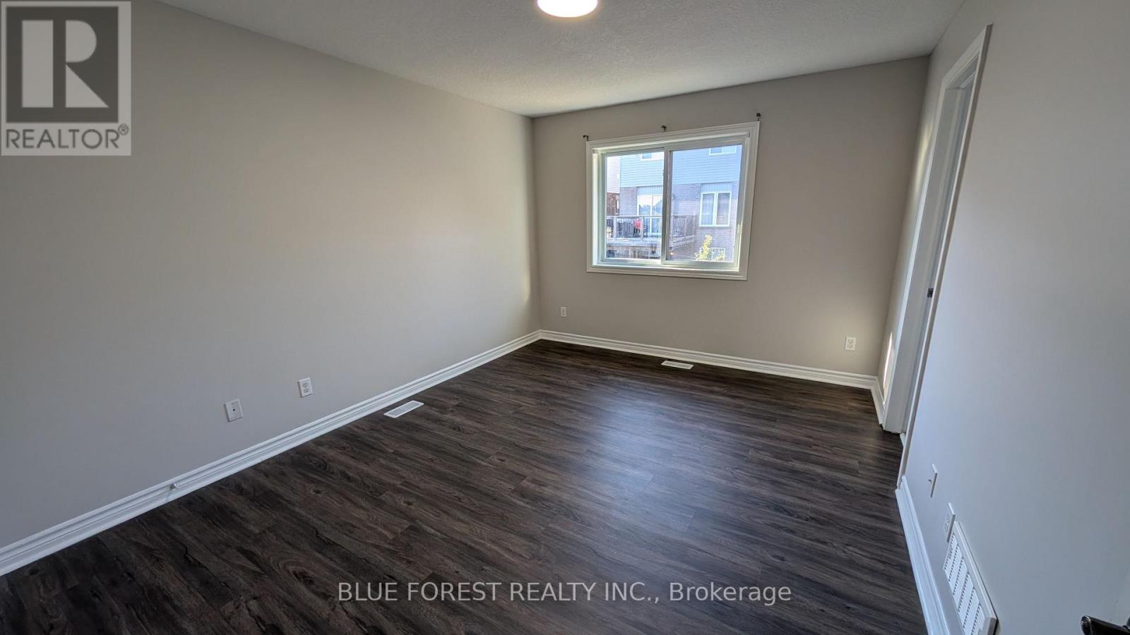 904 Frontenac Crescent, Woodstock, Ontario  N4V 0A8 - Photo 23 - X13677502